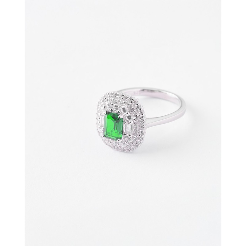 Anillo Circonita Esmeralda Central 7x5mm Triple Halo Circonitas Blancas Plata  Malizzia